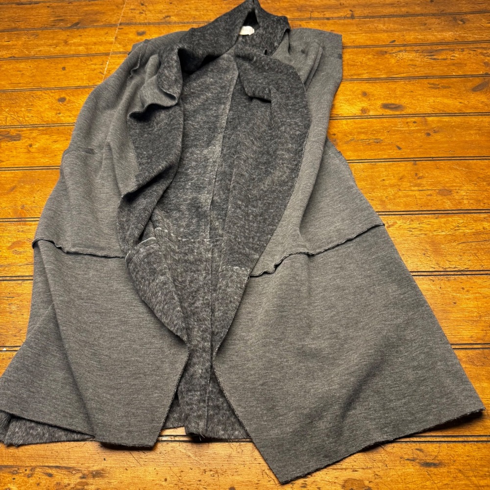 Altar'd State Womens Gray Draped Open Front Sleeveless Cardigan Vest Medium Boho